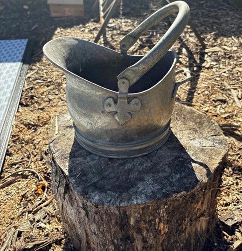 Metal coal scuttle bucket - metal,